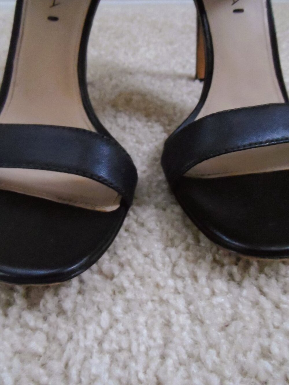 Via Spiga- Genuine Leather  Black Strappy Heels - size 8.5 - Picture 5 of 13